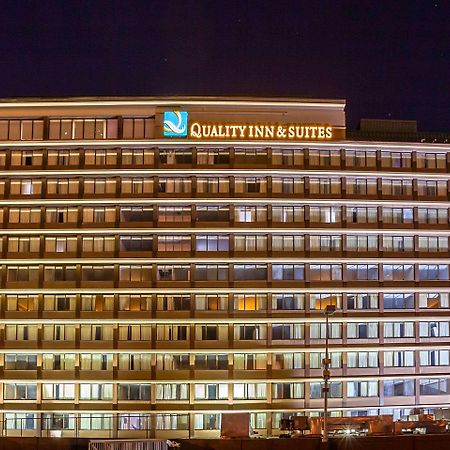 Quality Inn & Suites Cincinnati Exteriör bild