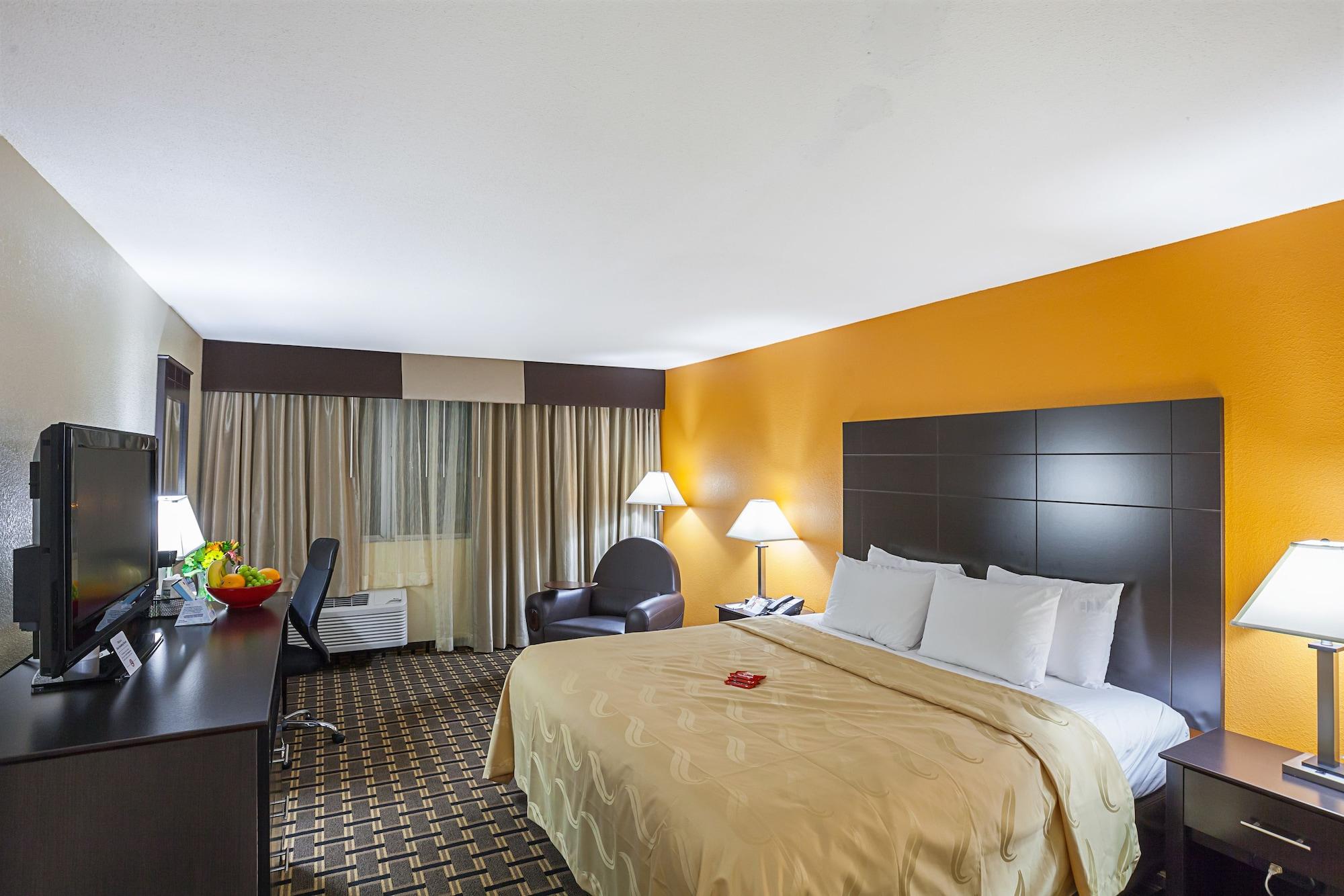 Quality Inn & Suites Cincinnati Exteriör bild