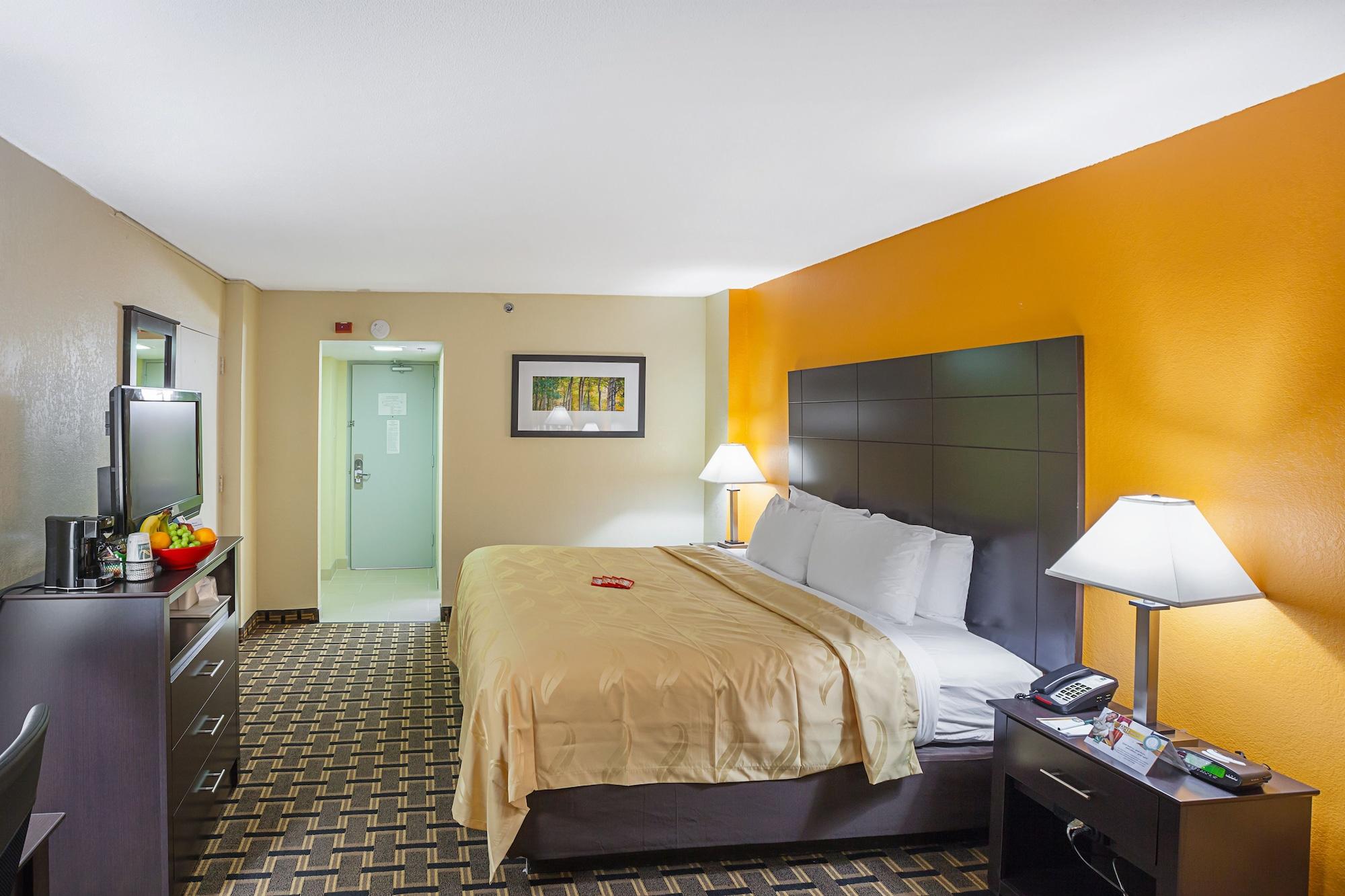 Quality Inn & Suites Cincinnati Exteriör bild