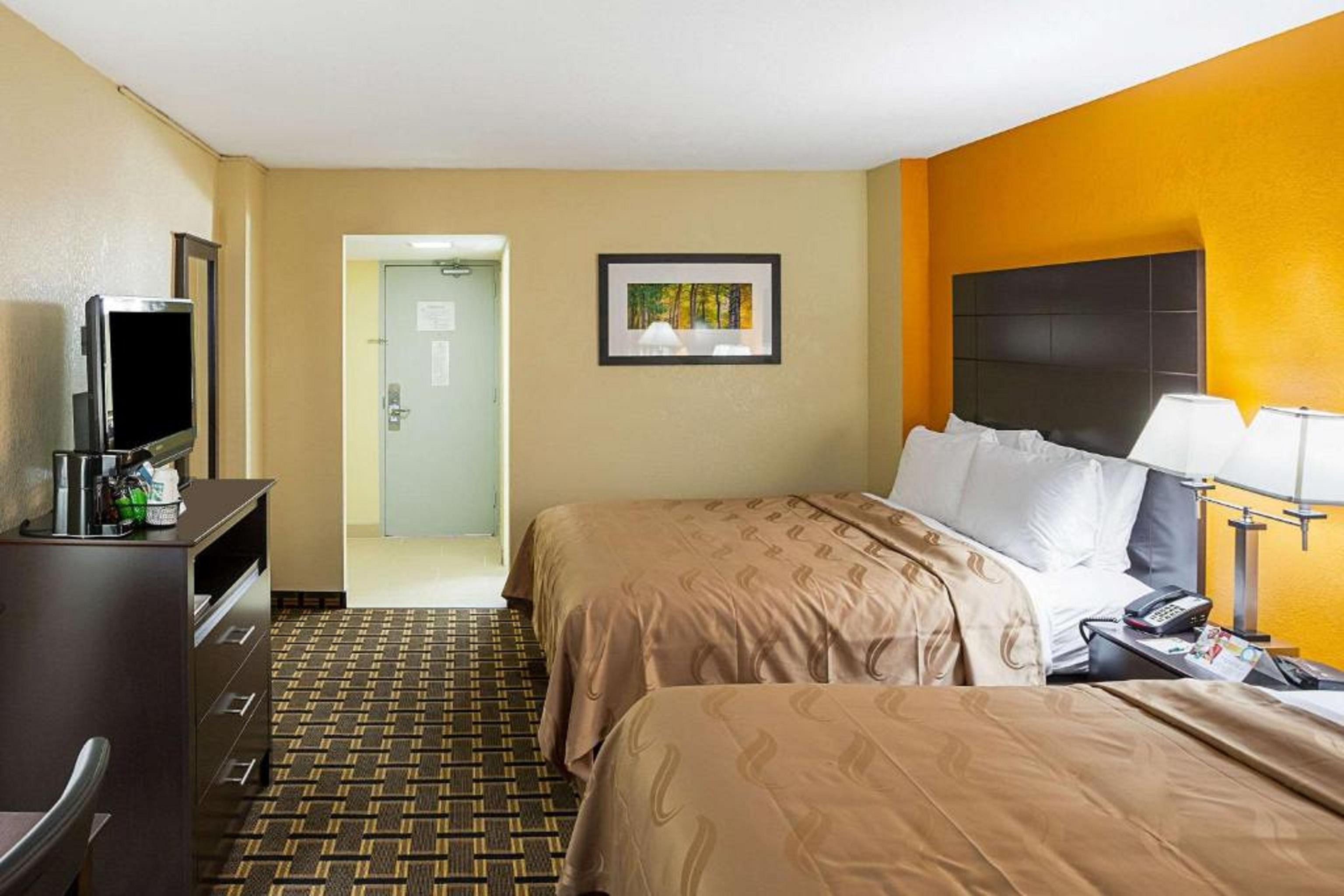 Quality Inn & Suites Cincinnati Exteriör bild