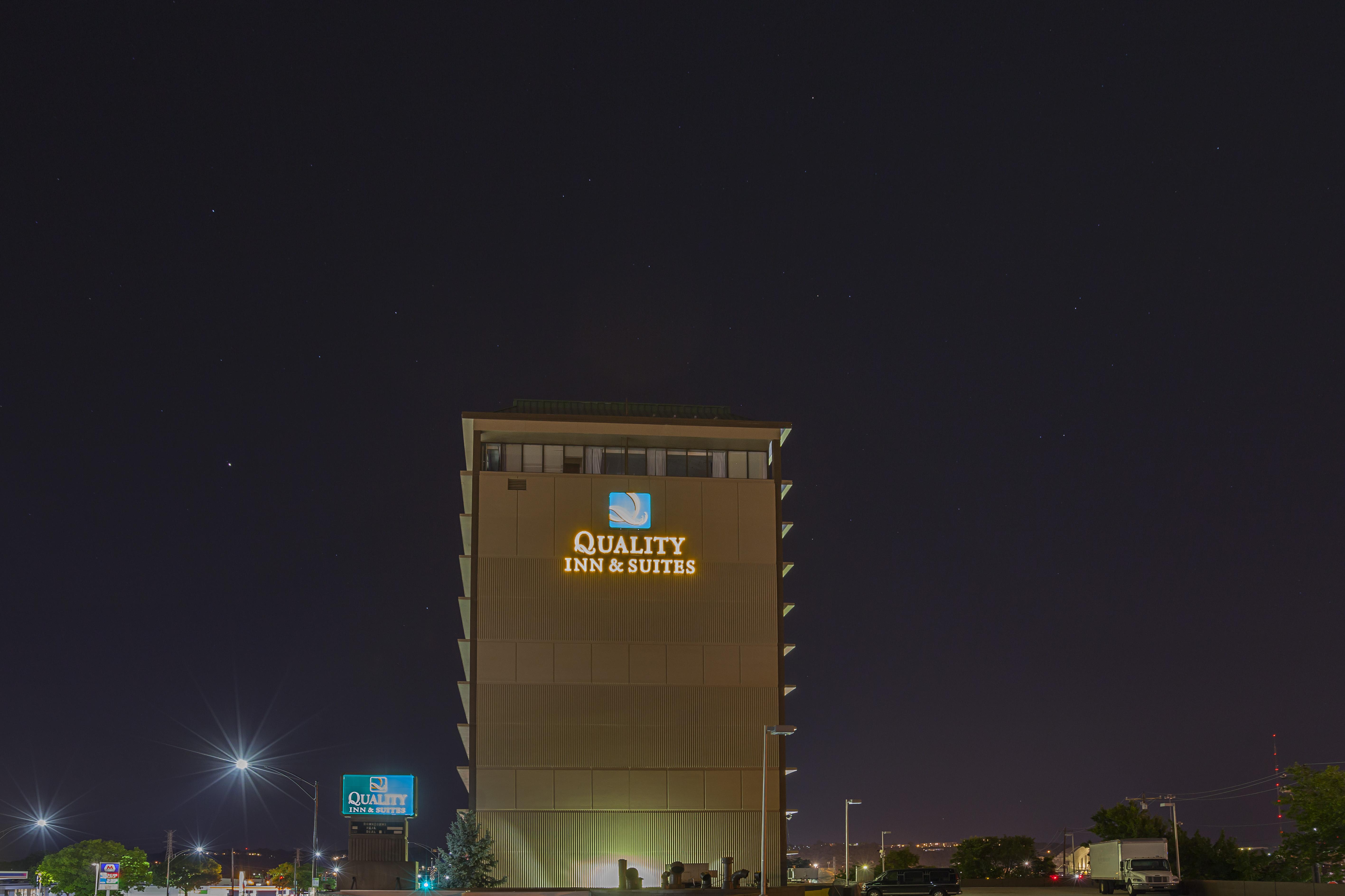 Quality Inn & Suites Cincinnati Exteriör bild