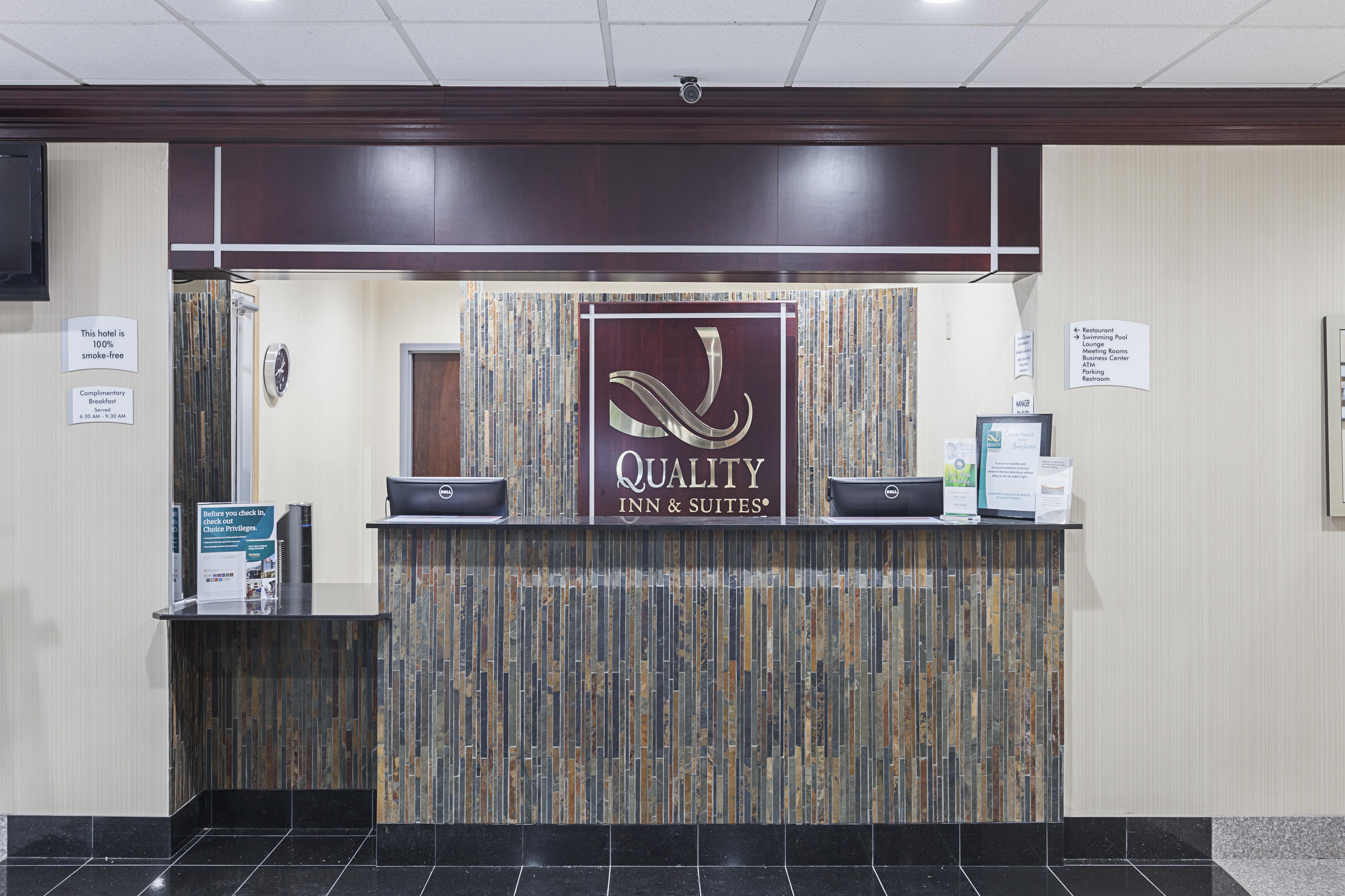 Quality Inn & Suites Cincinnati Exteriör bild